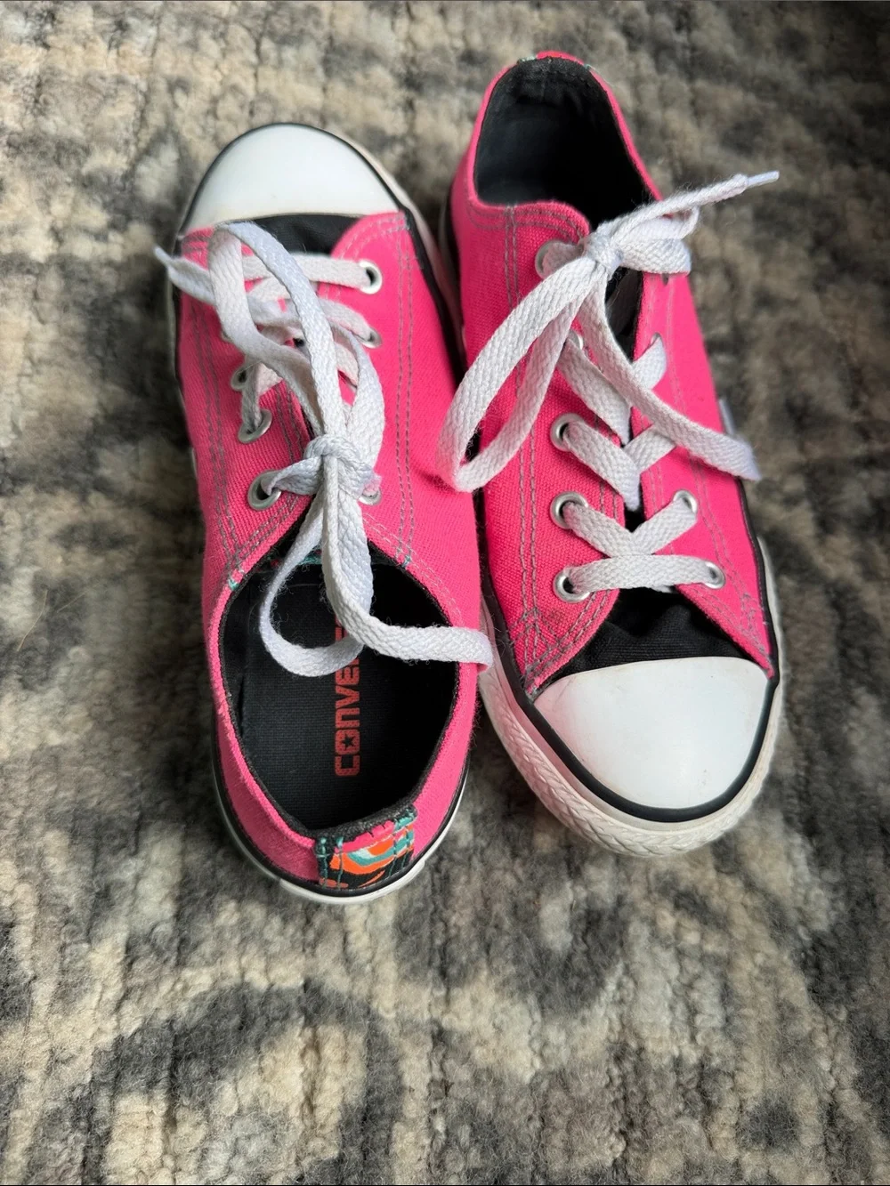 Converse Kids Hot Pink Low-Top Canvas Sneakers